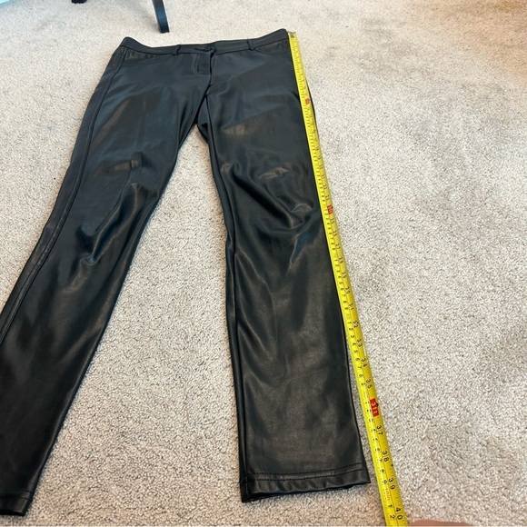 Aritzia Wilfred Adrienne Faux Leather Pleather Vegan Skinny Pant Black Sz 4 - Picture 13 of 14
